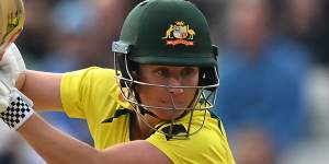 Mooney’s heroics in T20 thriller put Australia on cusp of women’s Ashes win