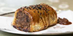 Sesame seed-scattered sausage rolls come in different flavours.