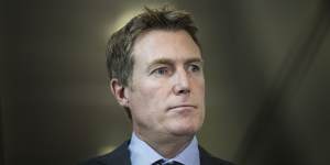 Christian Porter appoints slew of former Liberal MPs to lucrative jobs on public tribunal