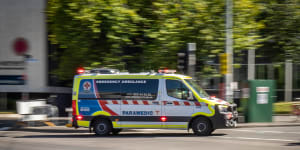 Victorians have experienced delays while waiting for ambulances after making triple-zero calls.