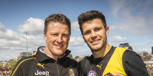 Damien Hardwick and Trent Cotchin with the 2019 premiership cup.