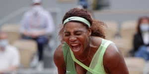 Serena Williams loses at French Open,Federer withdraws