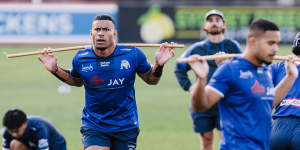 Bulldogs skipper Stephen Crichton during a training session in September. 