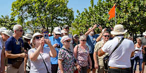 A flag-waving tour leader can be a red flag for some.