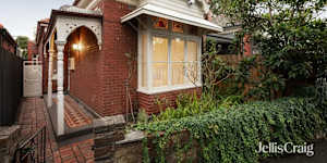 The facade of 20 Luxton Road,South Yarra