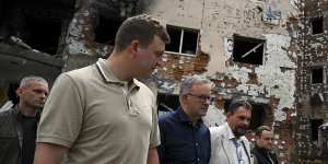 Albanese tours damaged areas on the outskirts of Kyiv in July 2022.