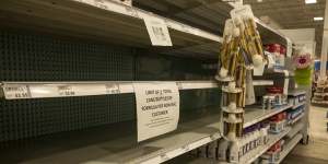 A sign notifies customers of a purchase limit on baby formula amid a national shortage at a grocery store in Detroit,Michigan.