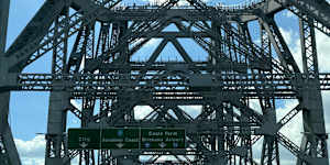 Story Bridge 