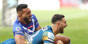 ‘I will be asking questions’:Barrett fumes as Eels chase down Dogs