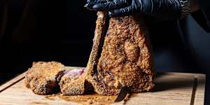 Bistecca fritta,a crumbed T-bone steak pan-fried in clarified butter then finished in the oven,is carved tableside.