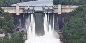 Warragamba Dam spilling