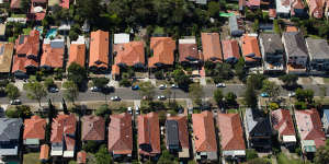 Sydney's median house price back over $1 million as interest rate cut looms