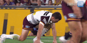 Ben Hunt caught by Reece Walsh.