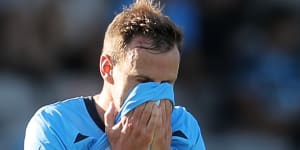 Bulls get revenge as 10-man Sydney FC misfire again in attack