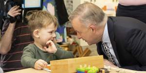 Anthony Albanese has been urged to give childhood educators a 10 per cent pay rise.