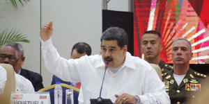 Regional powers urge Venezuela's Maduro to step down