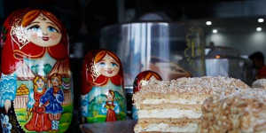 The multi-layered honey cake.