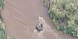 Police seek help for probe into death of man found in Scenic Rim creek