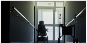 Aged care,disability booster mandates delayed in NSW due to staffing crises