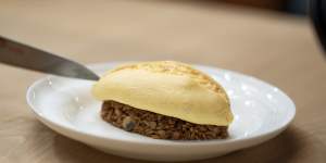 Miki Terasaki’s omurice (omelette + rice).