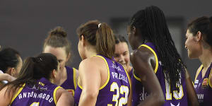 Melbourne Boomers'shooting display too good for Southside Flyers