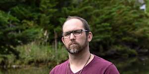 Jarrod West is an Indigenous man and former firefighter who received tens of thousands of dollars of CityLink fines in the immediate aftermath of 2009’s deadly Black Saturday bushfires. A book,Footsteps in the Ash,and our own reporting show that Jarrod at age 19 was the main firefighter involved in a very traumatic rescue in Strathewen of a badly burned young girl,whose mother,father and sister all died of burns.