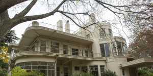 Where is this Art Deco mansion located?