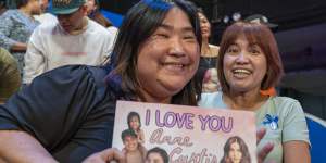 Anne Curtis fans in the It’s Showtime audience.