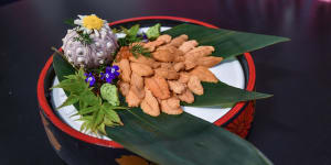 if you really love eating urchins,order a bowl of lobes,straight up.