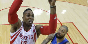 Dwight Howard to sign with Lakers to fill void at center