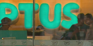 Optus boss digs in over cyberattack as government fury grows