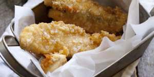 Fish in beer batter with homemade tartare.