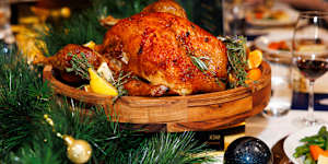 Aldi is taking the fight to Coles and Woolworths over Christmas lunch spending.