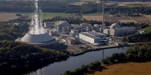 Nuclear shutdown shelved by German Greens as power shortages bite