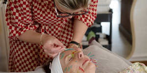 Elizabeth Cullen performing cosmetic acupuncture at her Sydney studio. 