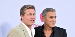 Men,pick up your razors. As Pitt and Clooney show,clean-shaven faces are back