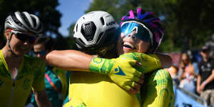 ‘Crazy breed’:Aussie women’s team quietly confident for world champs