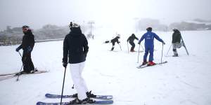 Mount Buller ski lifts close,Victorian ski resorts shut to visitors