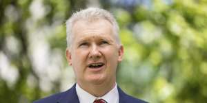 Arts Minister Tony Burke will announce an overhaul of the federal government’s arts and culture policy on Monday.