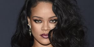 Rihanna is a billionaire now,but not because of her music