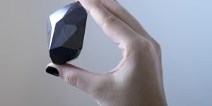 Out of this world:mysterious black ‘Enigma’ diamond up for auction