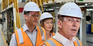 Follow the leader:Chris Minns with WA Premier Mark McGowan in December,inspecting his state’s railcar manufacturing.