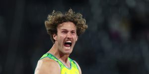 Kurtis Marschall celebrates winning the gold medal in the pole vault final at the Birmingham 2022 Commonwealth Games. 
