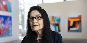 Judith Ryan,a former senior curator of indigenous art at the NGV,says that since Gabori’s death,“No other Aboriginal artist has explored the immediate power of paint more than her.”