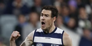 Cats keep finals hopes intact as depleted Power lose fourth in a row