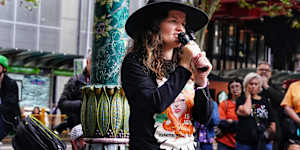 Isla Bell’s mother,Justine,speaks at the rally on Saturday.