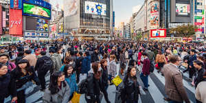 Japan is a wonderful holiday destination,but it’s not a perfect society.