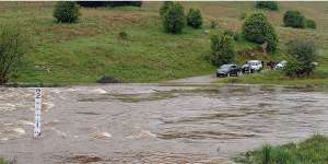 As it happened:Lismore,Byron Bay brace for the worst as deluge continues