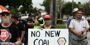 The insurance about-turn follows pressure from Money Rebellion and the UK-based Coal Action Network over Probitas’ support for Adani’s mine. 