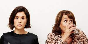 Table Manners with Jessie Ware is presented by singer Jessie Ware and her mother,Lennie.